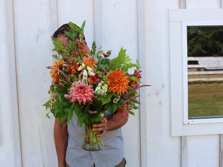 Vase garden arrangement 